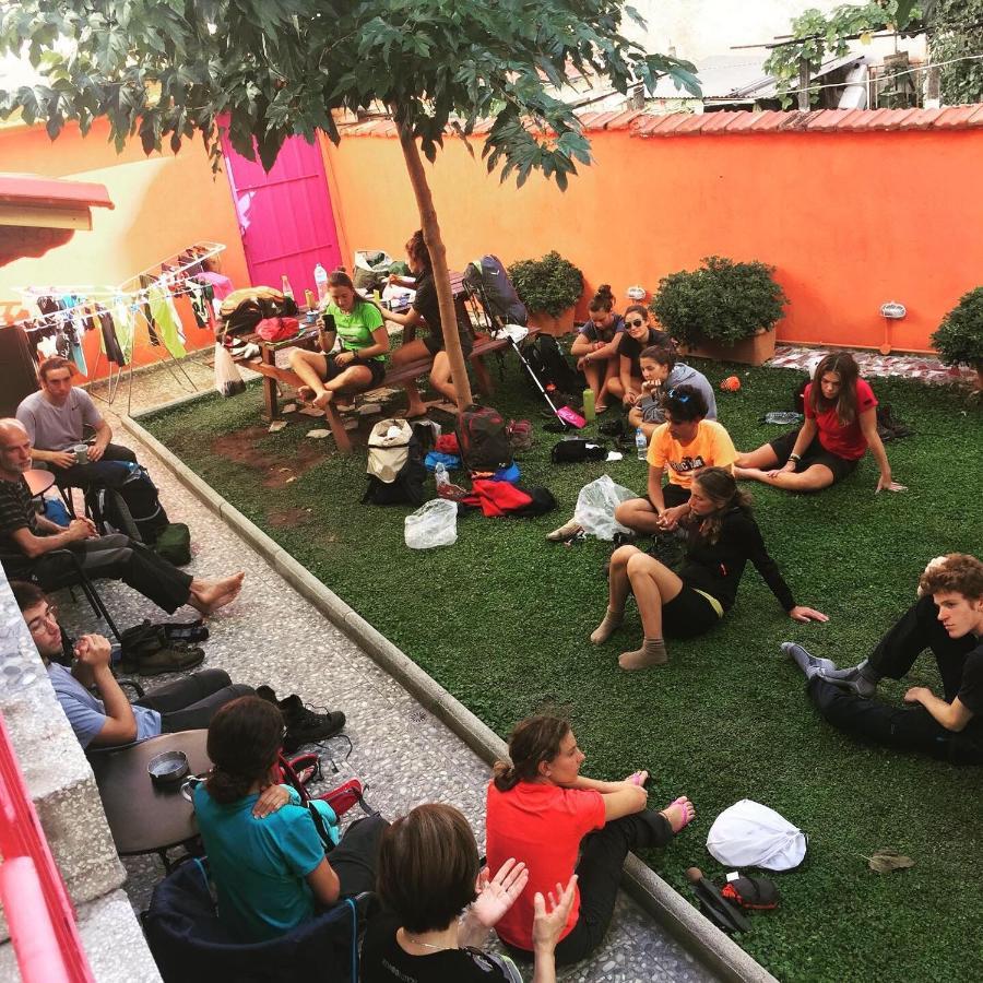 Meteora Central Hostel Kalampáka Dış mekan fotoğraf